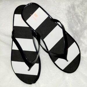 TEK Gear Women's Rugby Striped Football Flip-flops sz LG 9-10